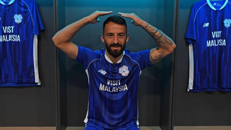 Manolis Siopis, Cardiff City’ye transfer oldu