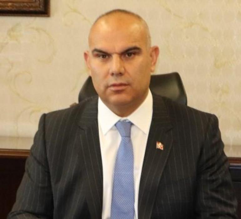 Ağrı Valisi Koç, şehitlik ziyaretiyle görevine başladı