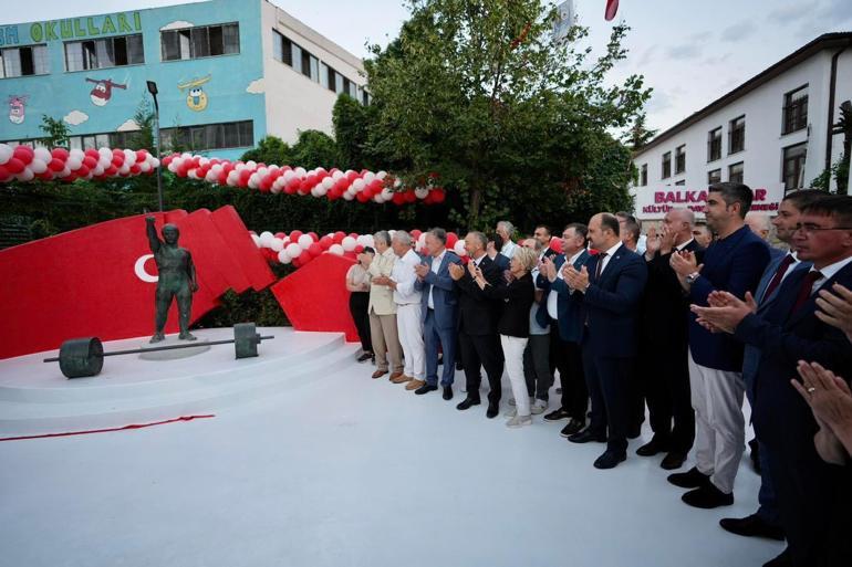 Kartal’da Naim Süleymanoğlu Parkı’nın açılışı gerçekleştirildi