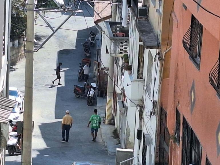 Kuşadası Körfezinde 2 dakika arayla 2 deprem