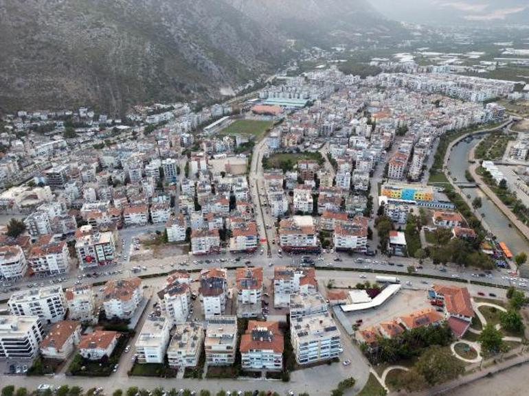 Sakin şehir Finikeyi huzursuz eden deprem gerçeği