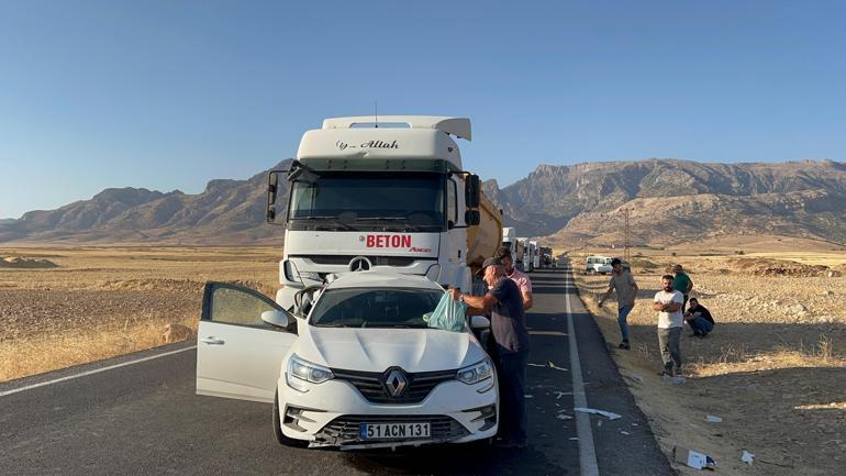 Silopide hafriyat kamyonunun çarptığı otomobildeki 1 kişi öldü, 2 kişi yaralandı