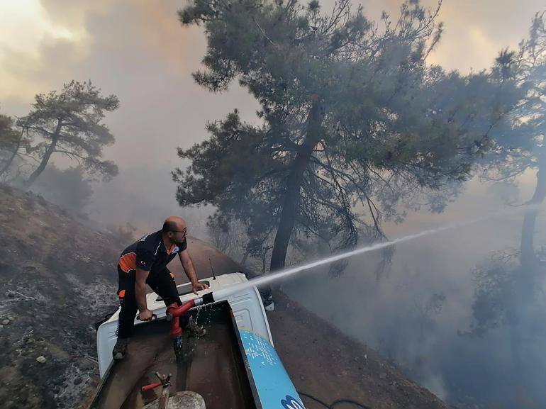 Tuzla Belediyesinden Çanakkale’de yangın söndürme çalışmalarına destek