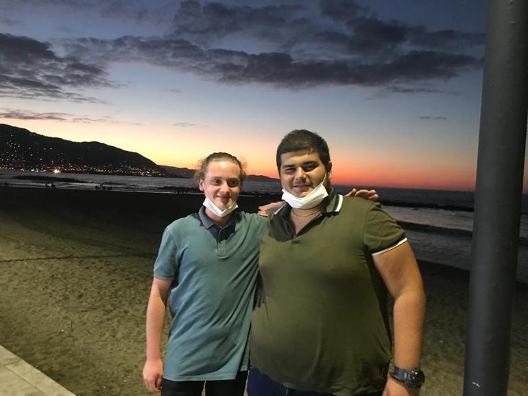 8 ayda 75 kilo verdi; arkadaşları tanıyamadı