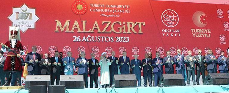 Erdoğan: Biz Türkiye Yüzyılını inşa ederken, onların tek yapacağı zafer anıtını seyretmek olacak