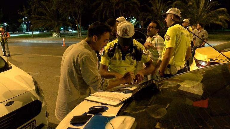 Kadıköyde denetimde ceza uygulanan alkollü sürücü zor anlar yaşattı