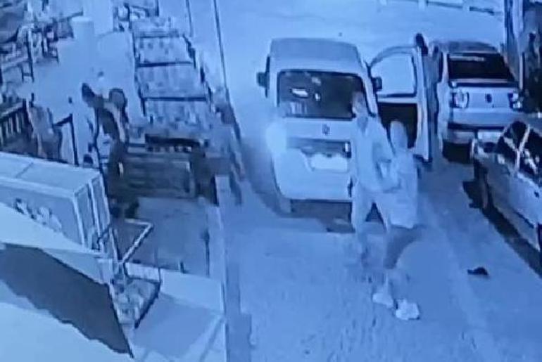 Kafedeki silahlı kavgada yaralanan kişi öldü, 3 şüpheli tutuklandı