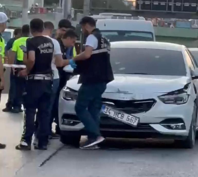 Beylikdüzünde D-100 Karayolunda otomobile silahlı saldırı