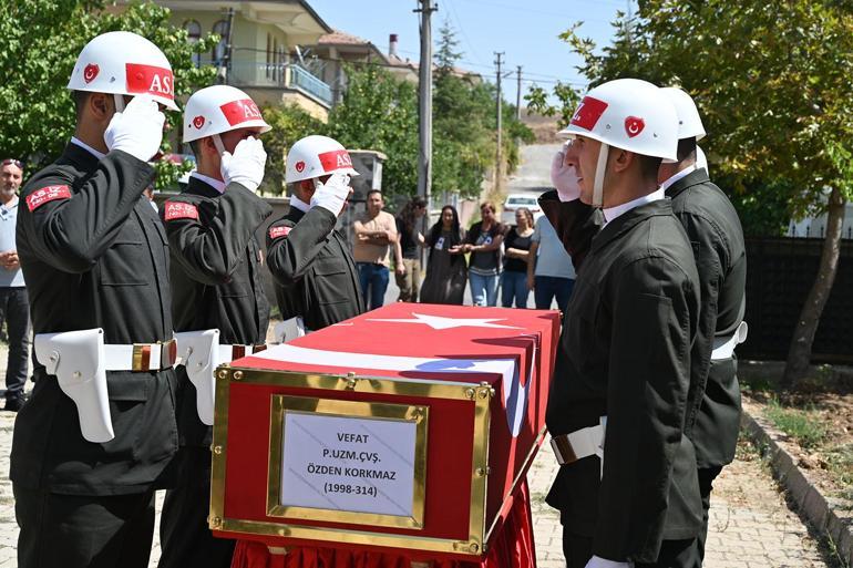 Kalp krizinden ölen uzman çavuş, son yolculuğuna uğurlandı