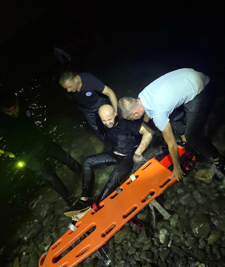 Denize uçan otomobilde ölen lise müdürü son yolculuğuna uğurlandı