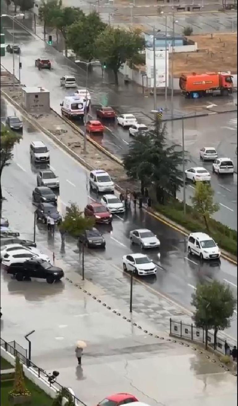 Trafikte kazara eşini öldüren sürücü ve kavgaya karışan baba-oğul adliyede