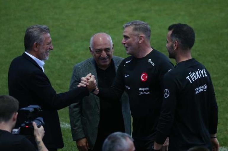 A Milli Futbol Takımı, Ermenistan maçının hazırlıklarını sürdürdü