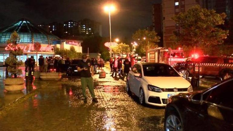 İstanbulu sel vurdu: 2 ölü, 12 yaralı