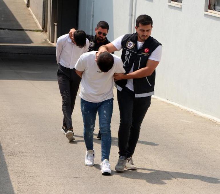 Yolcu otobüsünde Aşil ile aramada 20 kilogram esrar ele geçirildi