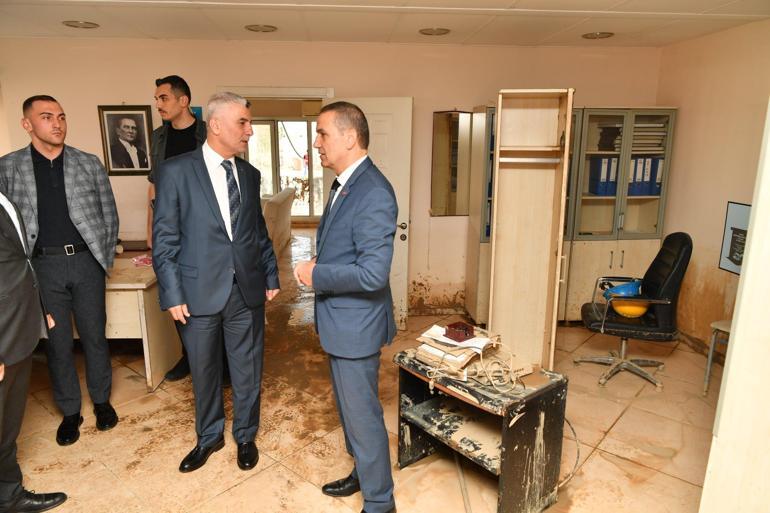 Bakan Bolat, Halkalı Gar Gümrük Müdürlüğünde inceleme yaptı