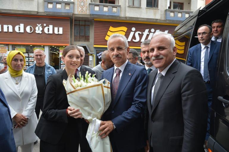 Bakan Uraloğlu: Samsun-Sarp demir yolunda proje çalışmalarını başlatacağız