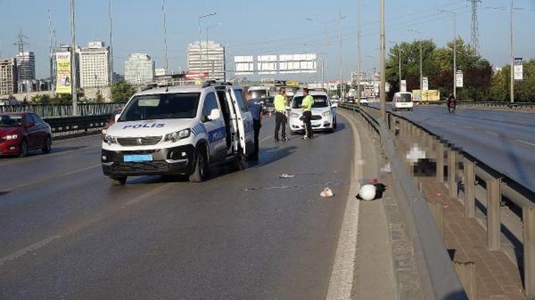 Devrilen motosikletten fırlayan sürücü bariyerlere çarparak öldü