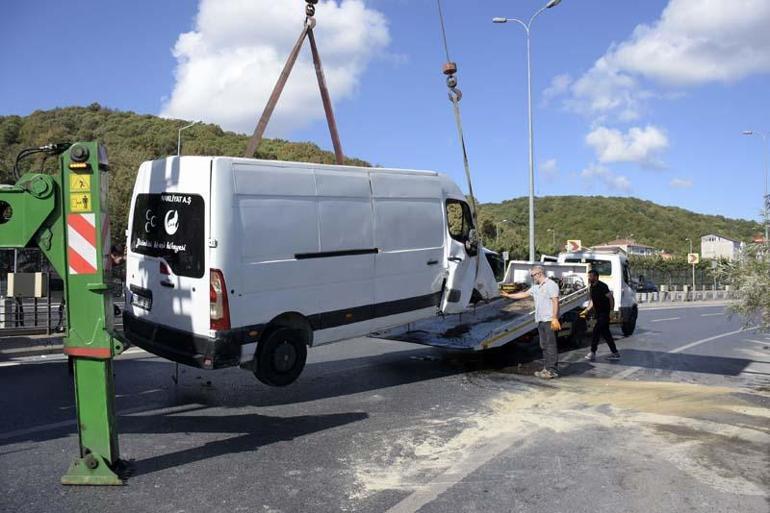 Sarıyerde devrilen araç tüneli 2 saat kapattı