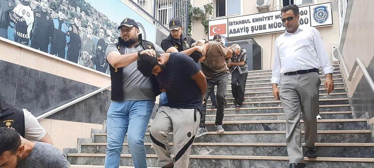 İstanbulda girdikleri iş yerlerinin kasalarını taşıyarak çalan 10 şüpheli operasyonla yakalandı