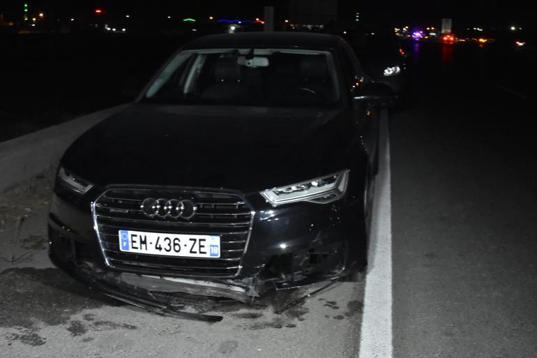 Kamyon, yolcu indiren kamyonete çarptı: 2 ölü, 7 yaralı