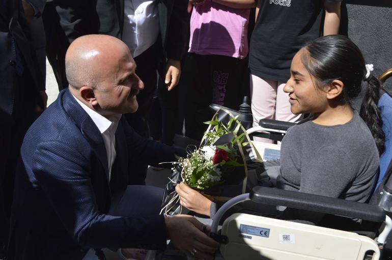 Adıyamanda 3 bin 200 öğrenciye eğitim seti dağıtıldı