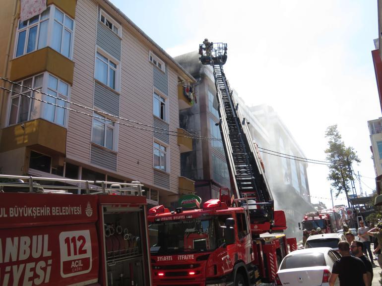 Ataşehirde 5 katlı binada yangın paniği