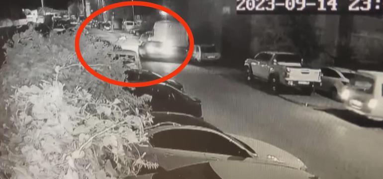 Konyada 2 genç kız sevgililerine mesaj gönderip, 15 katlı binanın çatısından atladı