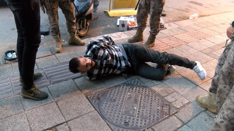Uyuşturucu operasyonunda annenin isyanı; Sonunda rahat ettin mi annem