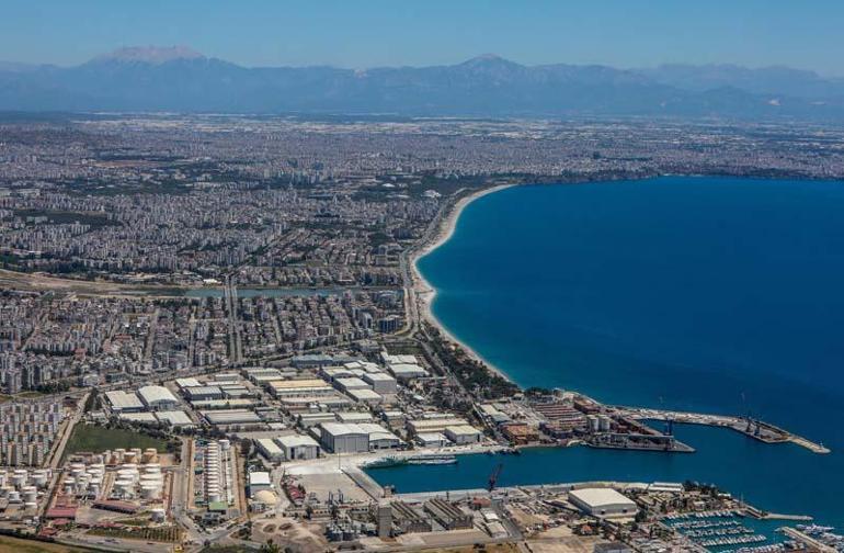 İstanbul, ağustosta yabancıya konut satışında Antalyayı geçti