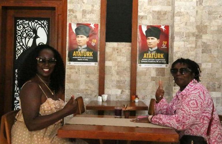 Fransız derginin 100üncü yıl kapağı, Antalyaya örnek oldu