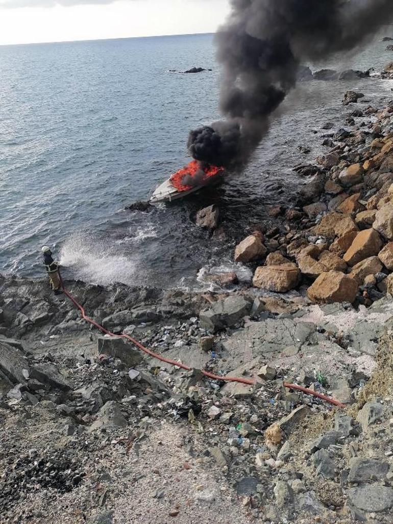 Samandağ’da alev alan sürat teknesindeki 5 kişi kurtarıldı