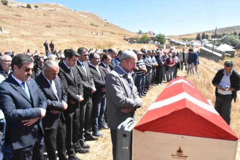 Kazada hayatını kaybeden hakim son yolculuğuna uğurladı