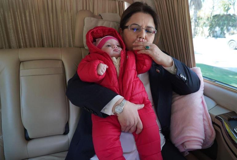 Depremin mucize bebeği Vatin ve annesine bakanlık desteği