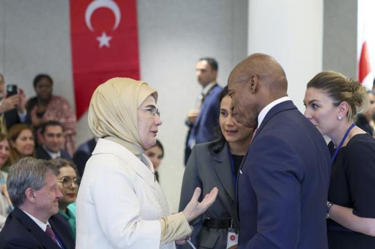 Emine Erdoğan, ‘Küresel Sıfır Atık Hareketine Doğru’ programına katıldı