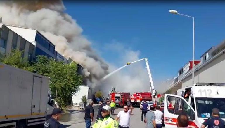 Ankarada sünger fabrikasında yangın; 2 kişi hayatını kaybetti