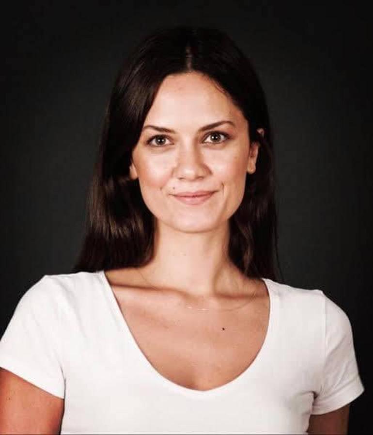 Oyuncu Merve Kayaalp, son yolculuğuna uğurlandı