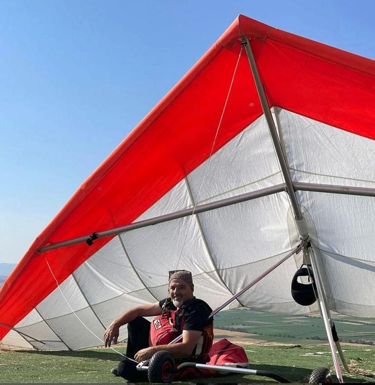 Yelkenkanatlar çarpıştı; 1 pilot öldü, 1 pilot yaralı