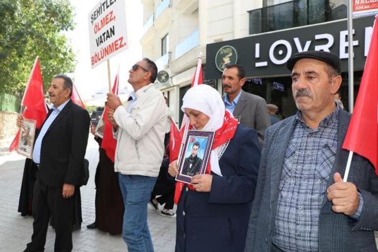 Vanda HDP önündeki eyleme katılan anne: Evladımı istiyorum