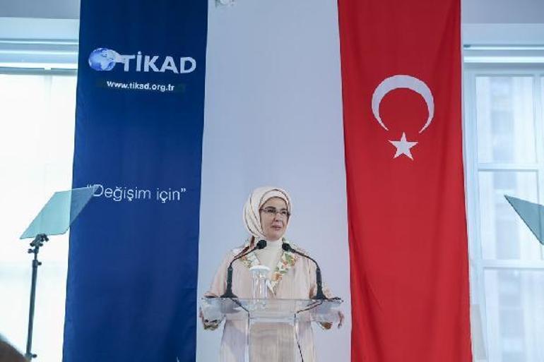 Emine Erdoğan, TİKAD etkinliğine katıldı