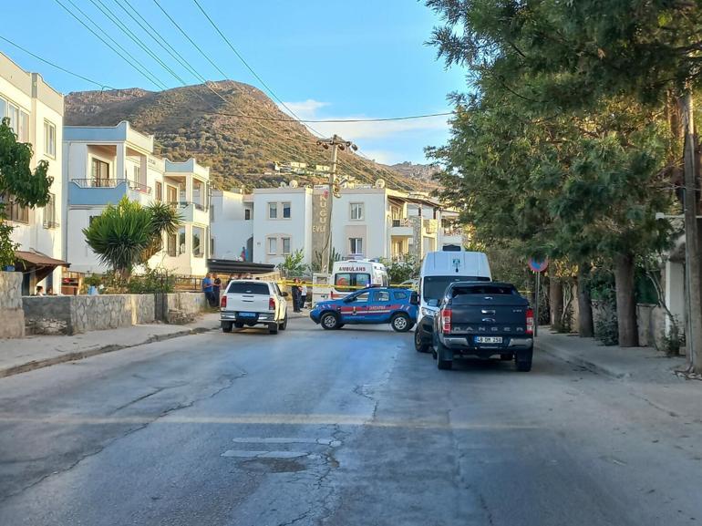 Bodrum’da dava anlaşmazlığı yaşadığı avukat ve emekli icra müdürünü öldürdü
