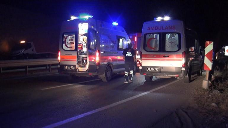 Otomobil şarampole uçtu: 2 yaralı