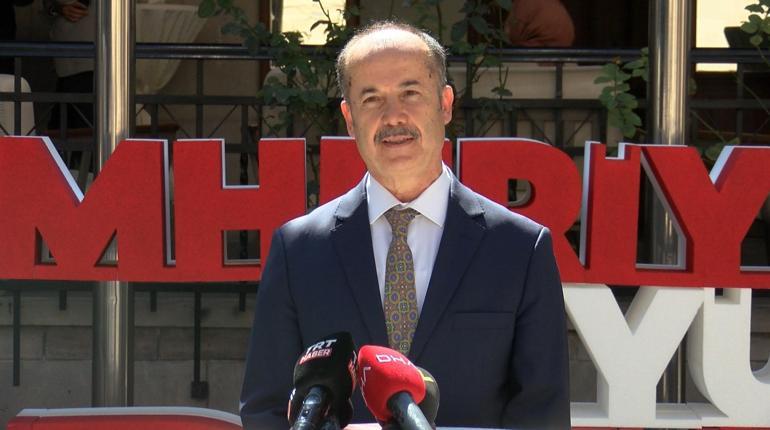 Yunus Emre Enstitüsü, ‘Cumhuriyetle Büyüyen Türkiye’ adlı sergiye ev sahipliği yaptı