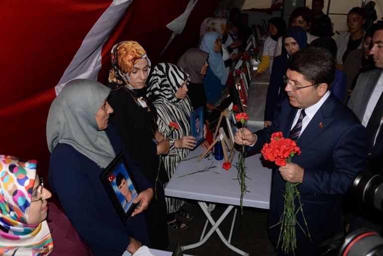 Bakan Tunç: Diyarbakır Anneleri teröre karşı net bir mesaj verdi