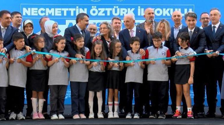 Bakan Tekin: Üç katı fiyatla okullarımıza su satan belediyeler var