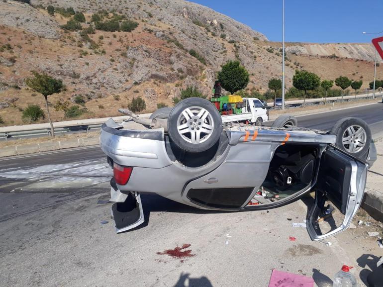 Tokat’ta refüje çarpan otomobil takla attı, aynı aileden 1 çocuk öldü, 4 yaralı