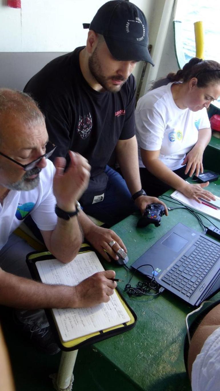 Marmara Denizinin karanlık derinliklerinde robotik kamera ile araştırma