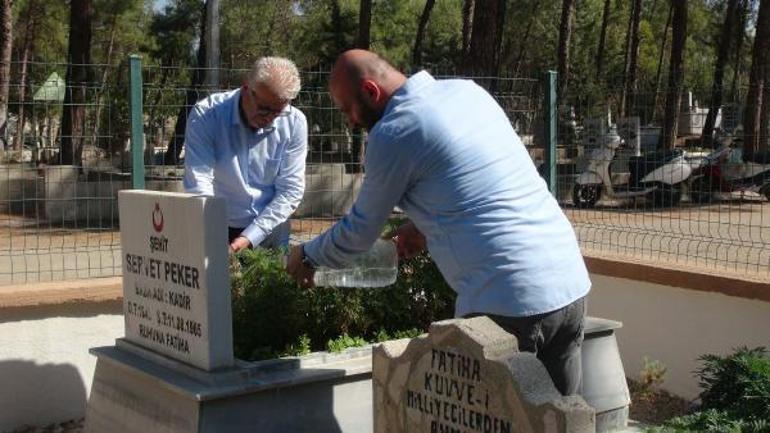 58 yıl sonra şehit babasının mezarını ziyaret etti