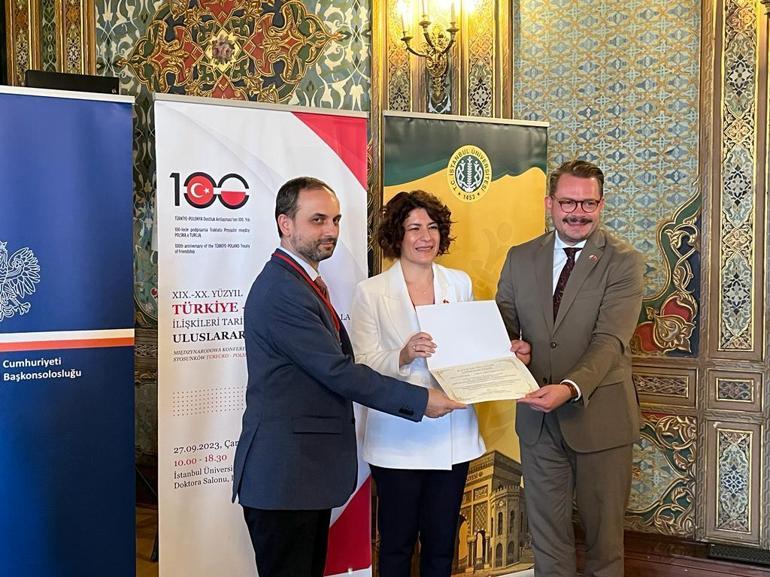 Türkiye ile Polonyanın Dostluk Antlaşmasının 100üncü yılına özel konferans