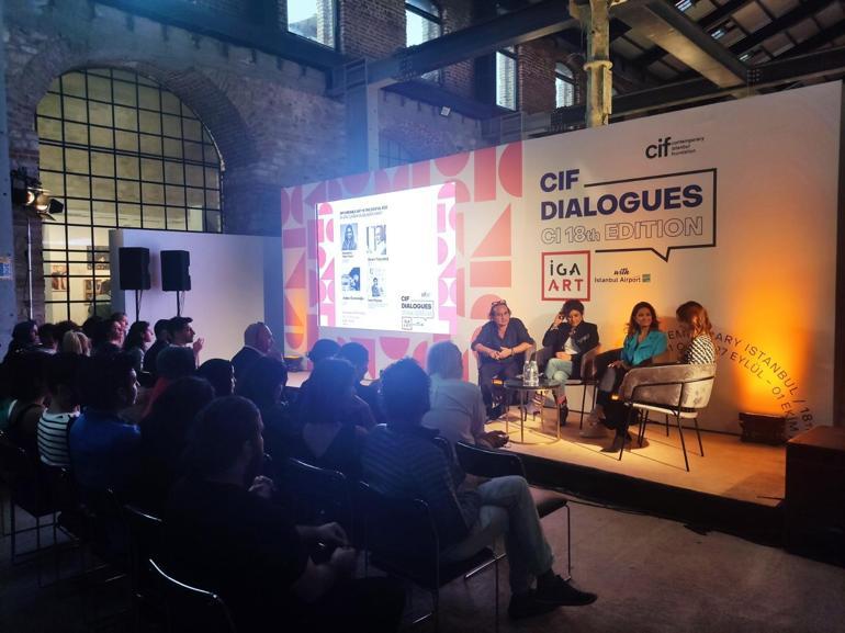 Contemporary İstanbulda Dijital Çağda Ulaşılabilir Sanat paneli gerçekleştirildi