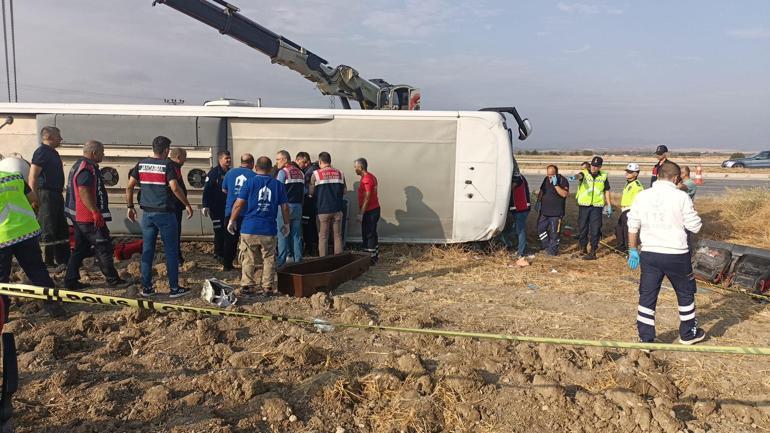 Amasyada yolcu otobüsü devrildi: 6 ölü, 35 yaralı